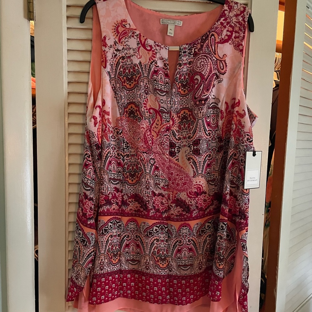 Dana Buchanan Top, Size XL cute peach color - Picture 1 of 2